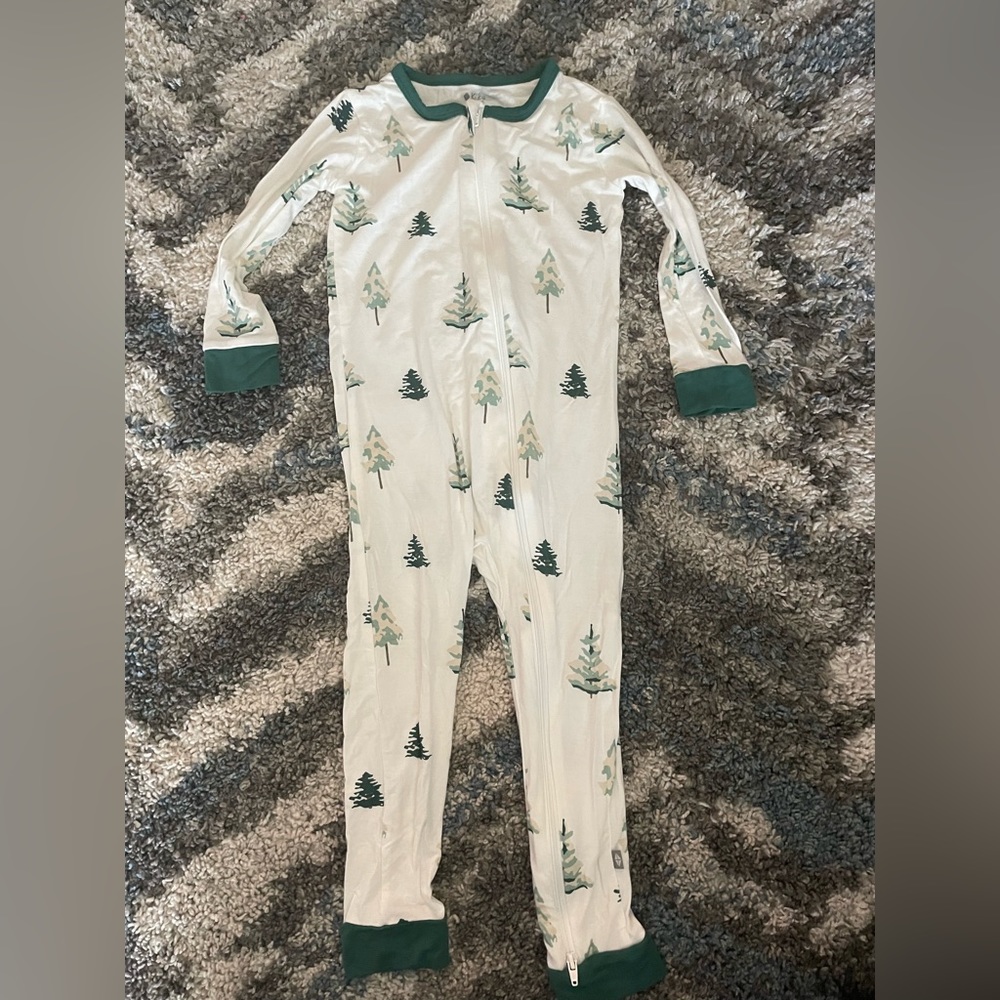 Kyte Long Sleeve Romper: Trees